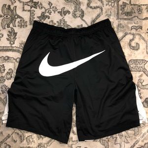 MENS NIKE SHORTS